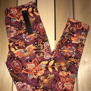 Leggings Autumn Paisley One Size Buttery Soft New